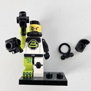 Lego minifigure series 26 space Blactron Mutant